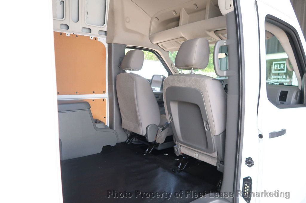 2020 Nissan NV Cargo NV2500HD SV High Roof Cargo Van - 23044953 - 19
