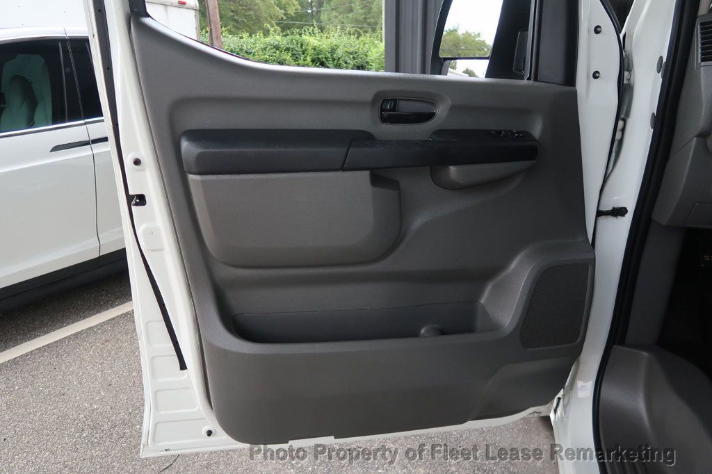 2020 Nissan NV Cargo NV2500 High Roof Cargo - 23073136 - 12