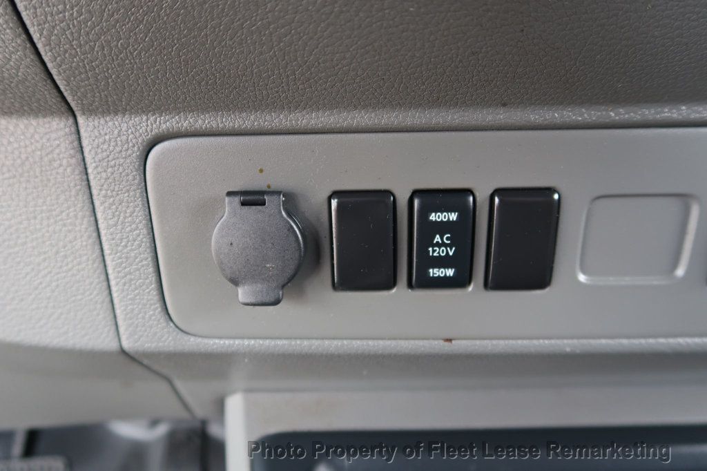 2020 Nissan NV Cargo NV2500 High Roof Cargo - 23073136 - 30