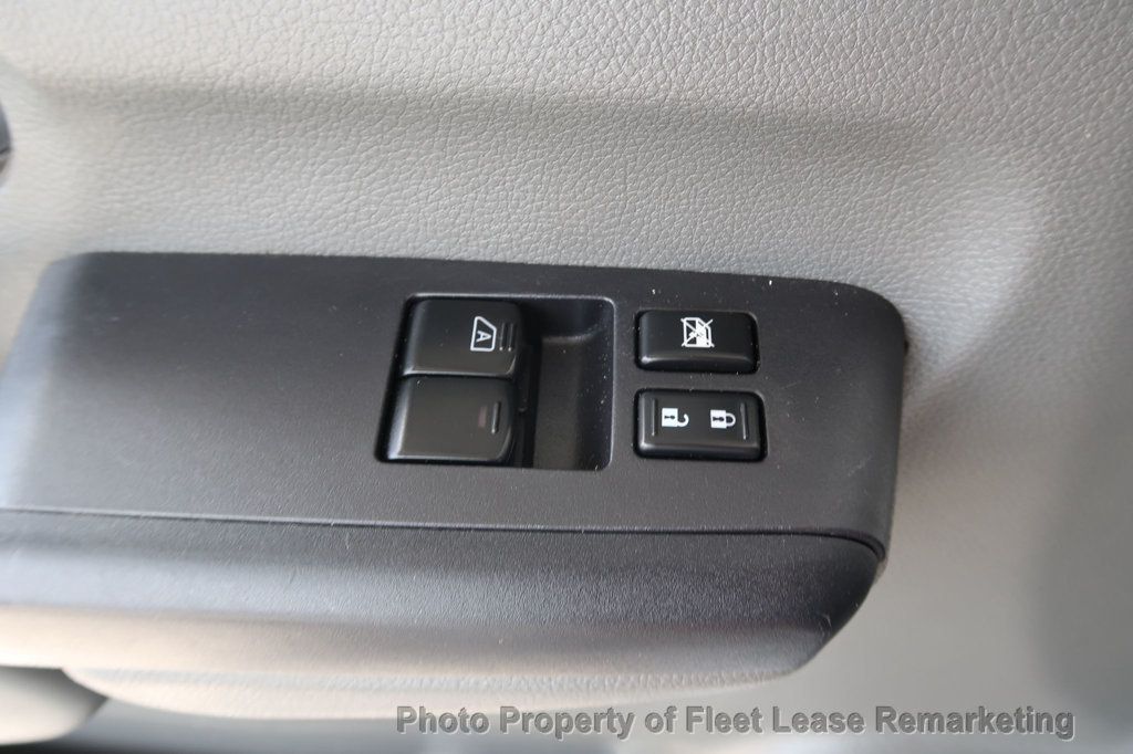 2020 Nissan NV Cargo NV2500 High Roof Cargo - 23073136 - 35