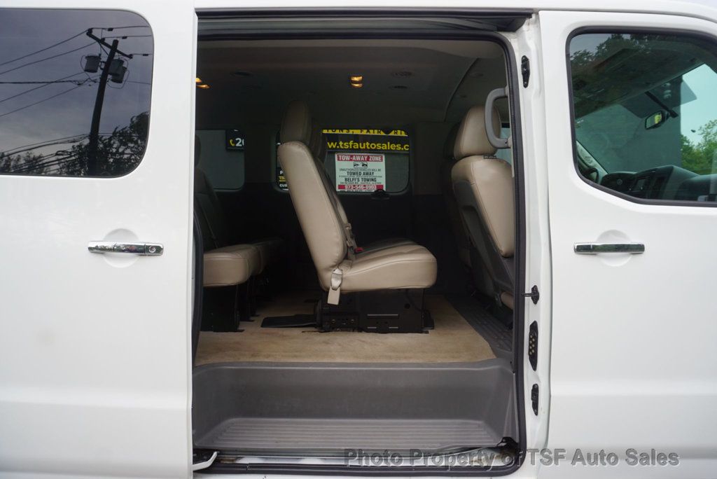 2020 Nissan NV Passenger NV3500 HD SL V8 - 23087427 - 13