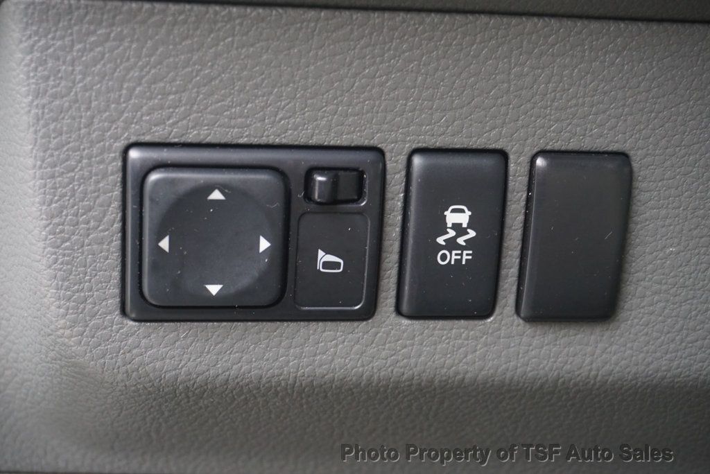2020 Nissan NV Passenger NV3500 HD SL V8 - 23087427 - 19