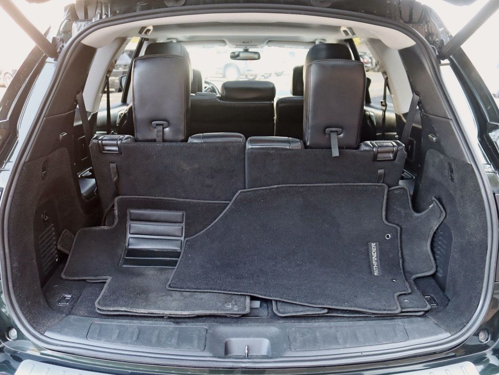 2020 Nissan Pathfinder 4x4 Platinum - 22932318 - 35