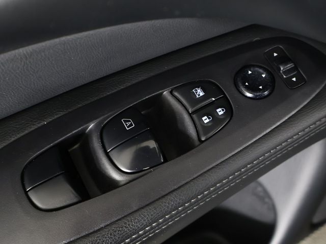 2020 Nissan Pathfinder 4x4 S - 22950995 - 31