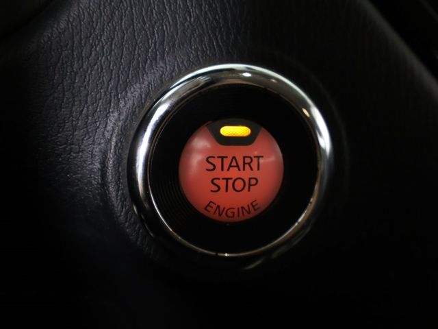 2020 Nissan Pathfinder 4x4 S - 22950995 - 33