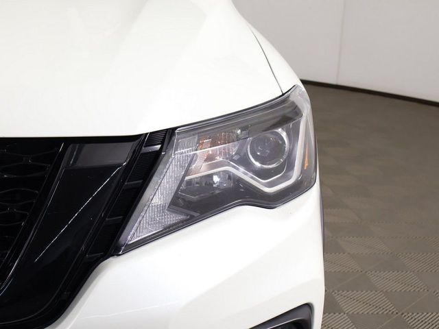 2020 Nissan Pathfinder 4x4 SL - 23012736 - 17