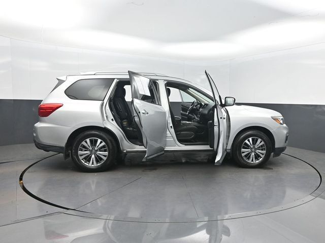 2020 Nissan Pathfinder FWD S - 22978155 - 35