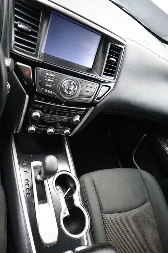 2020 Nissan Pathfinder FWD S - 23004467 - 22