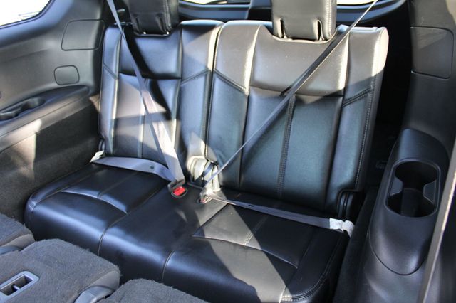 2020 Nissan Pathfinder FWD SL - 22966834 - 16