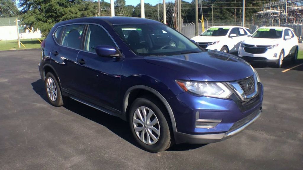 2020 Nissan Rogue AWD S photo 2