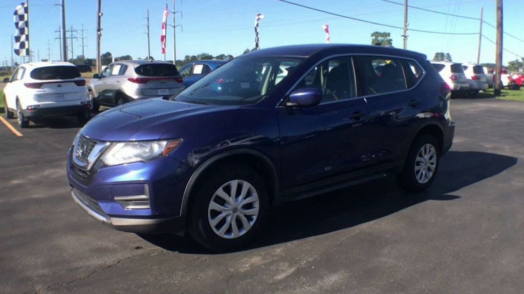 2020 Nissan Rogue AWD S photo 4