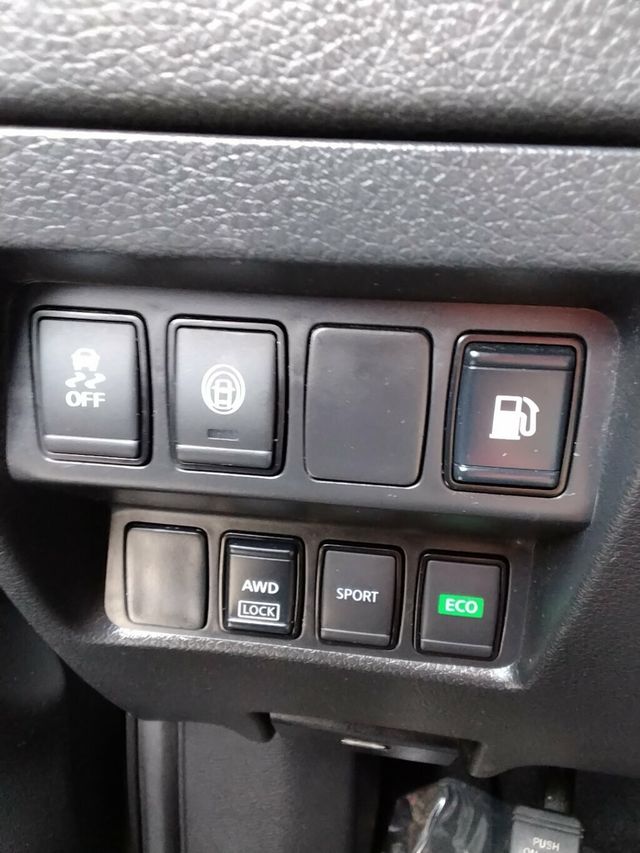 2020 Nissan Rogue AWD S - 23089235 - 19