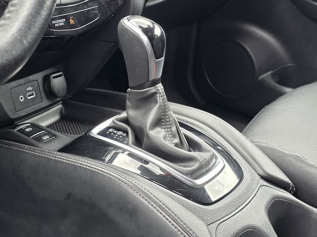 2020 Nissan Rogue AWD SL - 23026701 - 24
