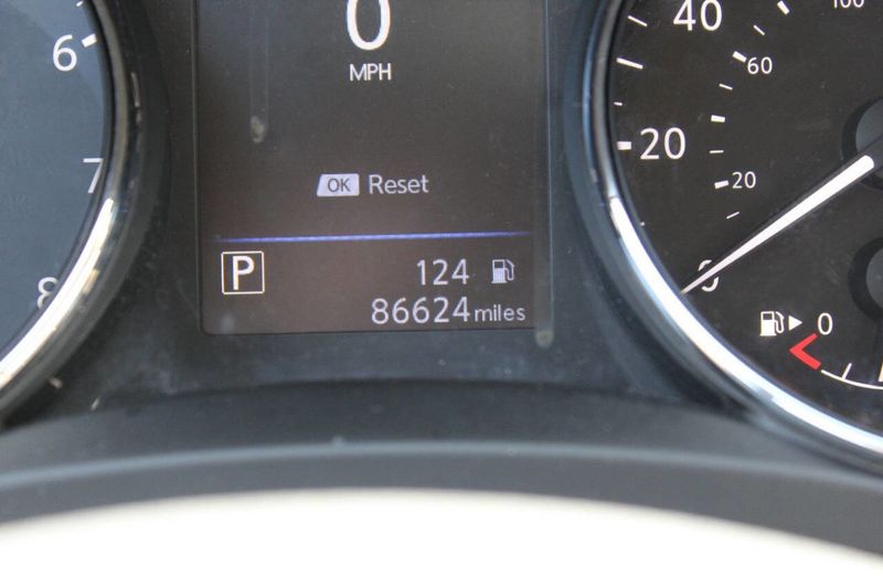 2020 Nissan Rogue AWD SV - 22884228 - 15