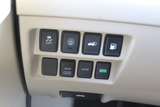 2020 Nissan Rogue AWD SV - 22884228 - 23