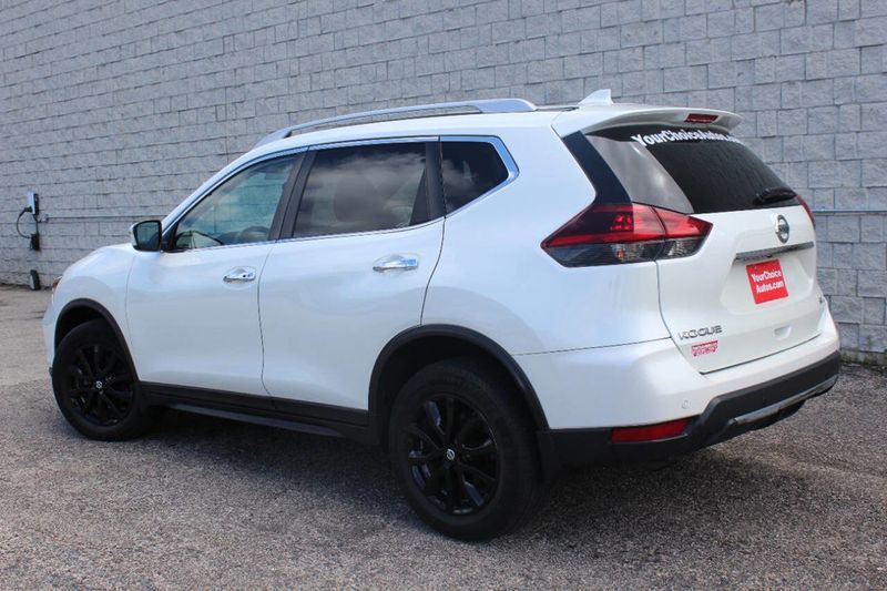 2020 Nissan Rogue AWD SV - 22884228 - 2