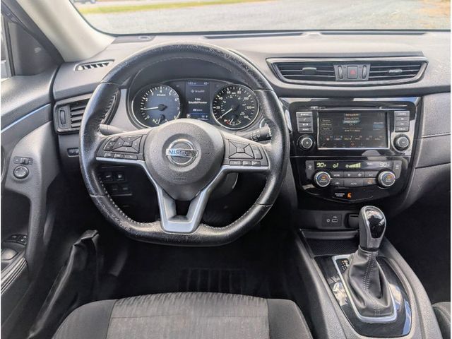 2020 Nissan Rogue AWD SV - 22947815 - 22