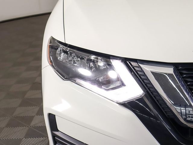 2020 Nissan Rogue AWD SV - 22956660 - 10