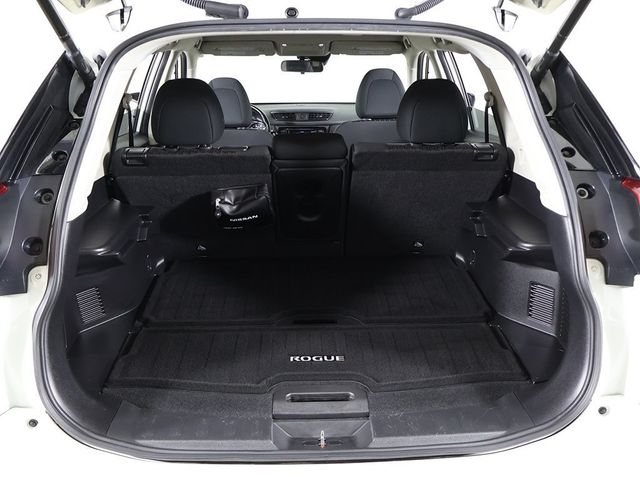 2020 Nissan Rogue AWD SV - 22956660 - 16