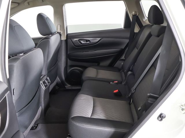 2020 Nissan Rogue AWD SV - 22956660 - 30