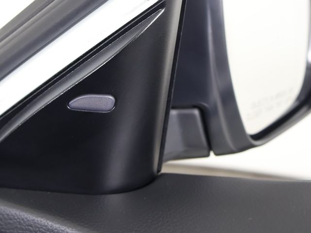 2020 Nissan Rogue AWD SV - 22956660 - 33