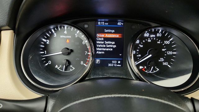 2020 Nissan Rogue AWD SV with Sun & Sound Touring Package - 22949110 - 14