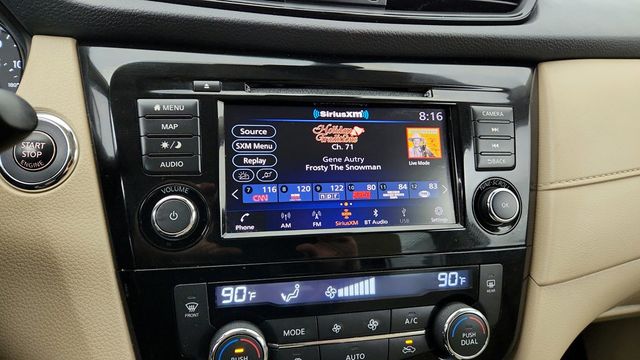 2020 Nissan Rogue AWD SV with Sun & Sound Touring Package - 22949110 - 18