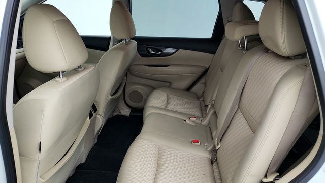 2020 Nissan Rogue AWD SV with Sun & Sound Touring Package - 22949110 - 21