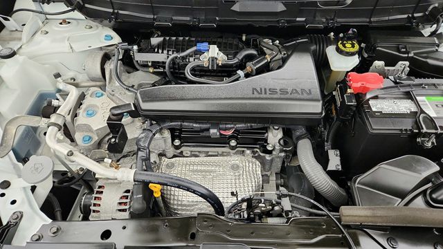 2020 Nissan Rogue AWD SV with Sun & Sound Touring Package - 22949110 - 27