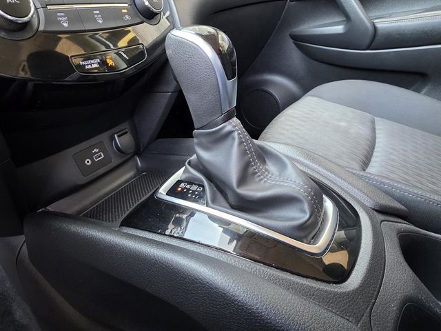 2020 Nissan Rogue FWD S - 23055508 - 18