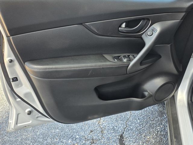 2020 Nissan Rogue FWD S - 23055508 - 25