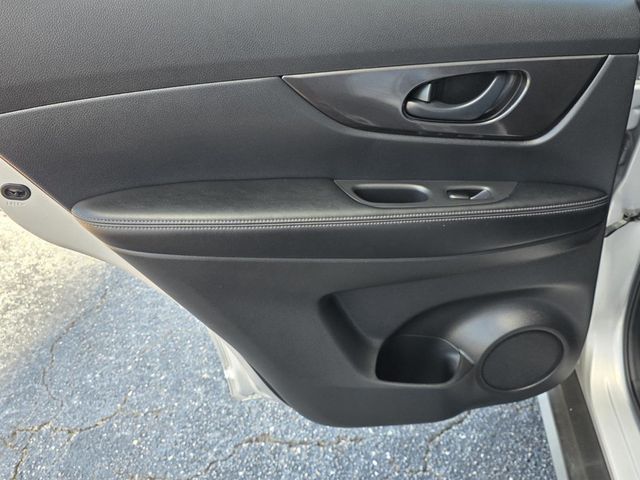 2020 Nissan Rogue FWD S - 23055508 - 26
