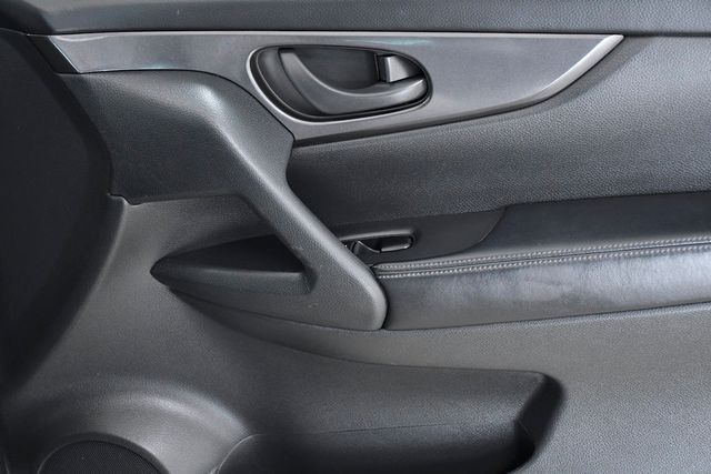2020 Nissan Rogue FWD S - 22912109 - 16