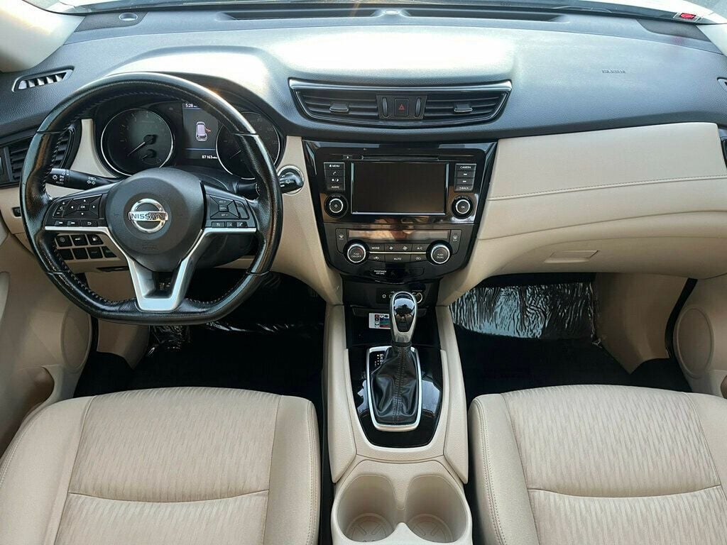 2020 Nissan Rogue FWD SV - 22678792 - 14