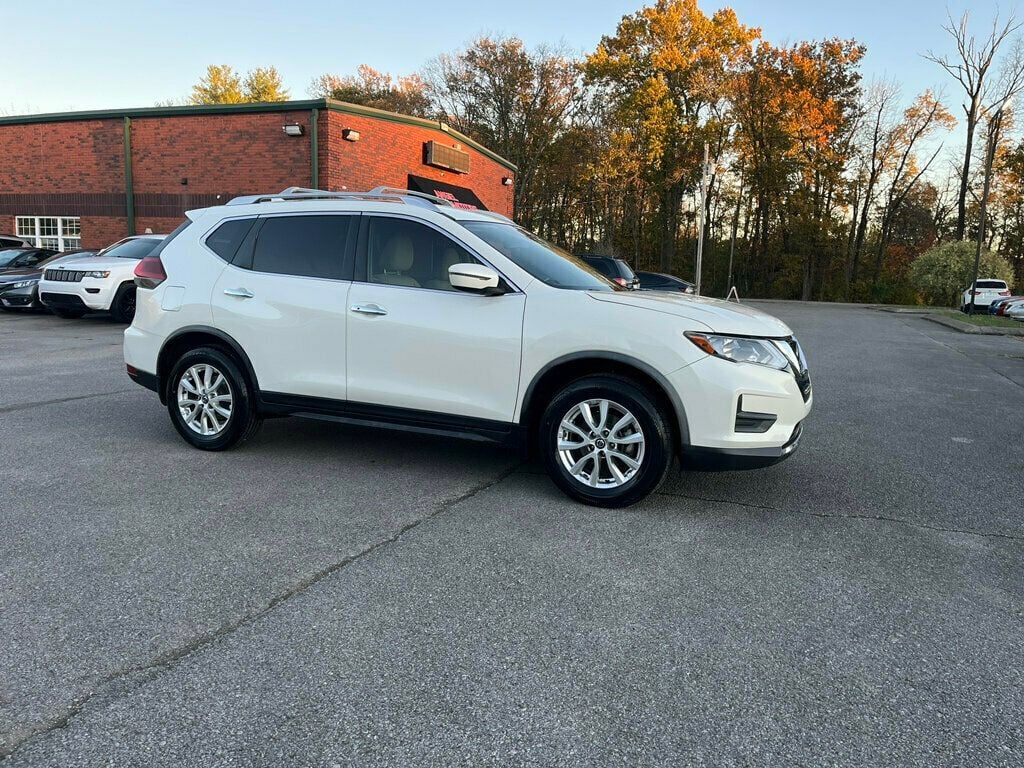 2020 Nissan Rogue FWD SV - 22678792 - 3