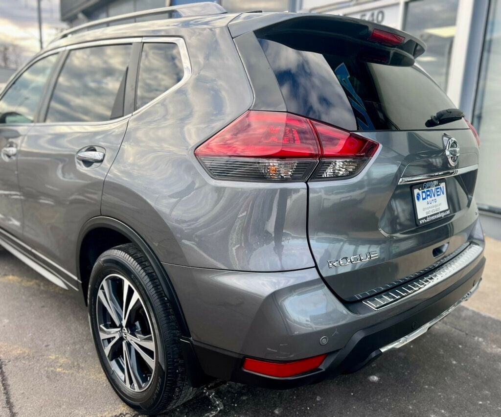 2020 Nissan Rogue FWD SV - 22708149 - 39