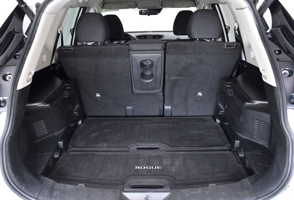 2020 Nissan Rogue FWD SV - 22912107 - 12