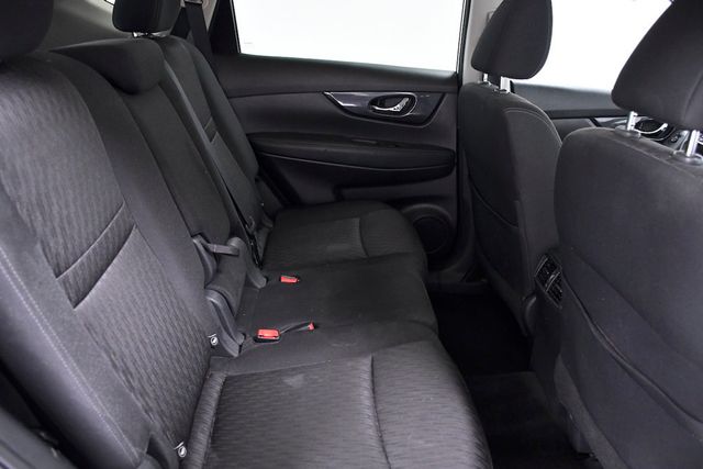 2020 Nissan Rogue FWD SV - 22912107 - 13