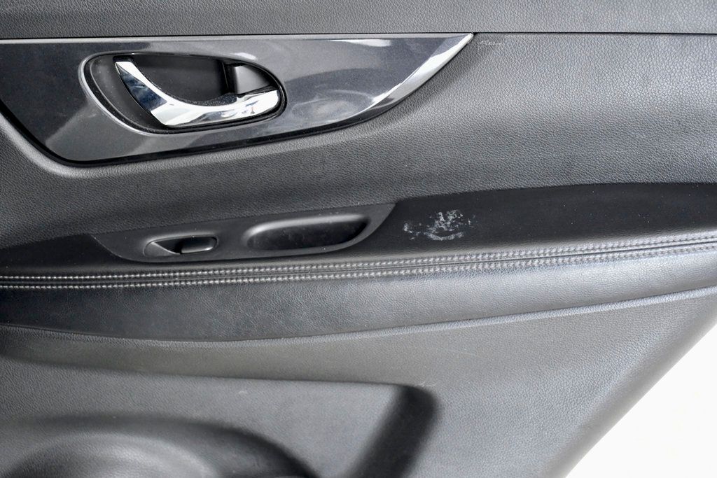 2020 Nissan Rogue FWD SV - 22912107 - 14