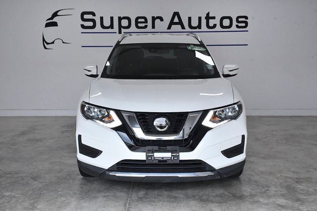 2020 Nissan Rogue FWD SV - 22912107 - 1