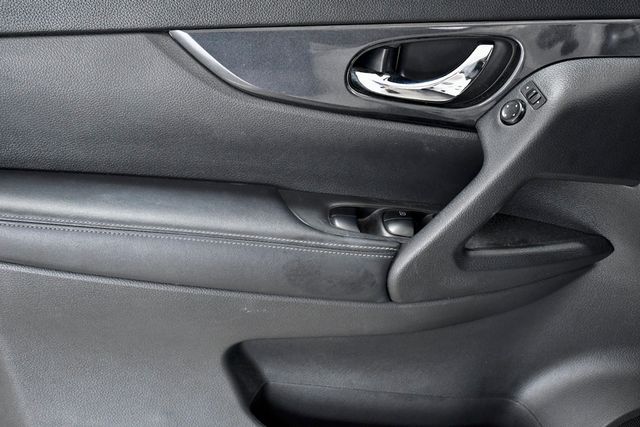 2020 Nissan Rogue FWD SV - 22912107 - 8