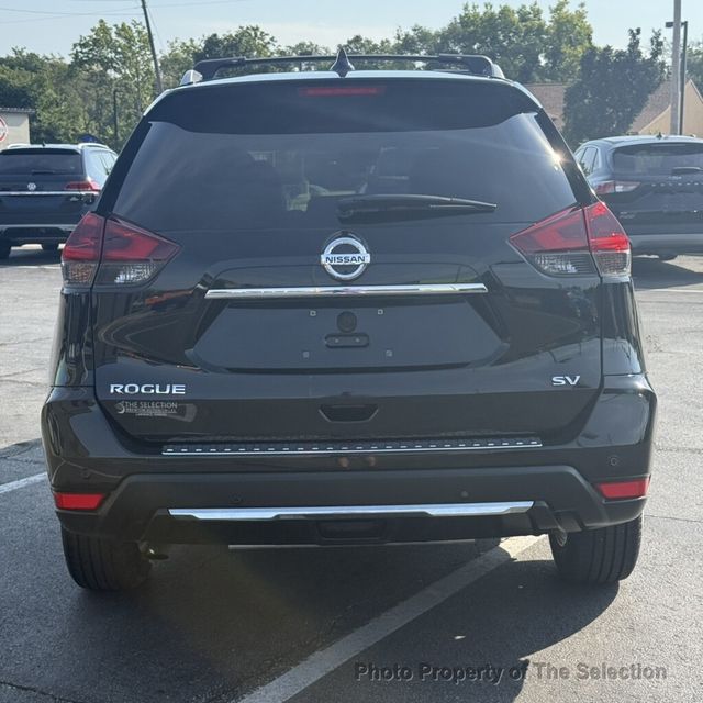 2020 Nissan Rogue FWD SV w/BLINDSPOT, LANE DEPARTURE & APPLE CARPLAY - 23065197 - 9