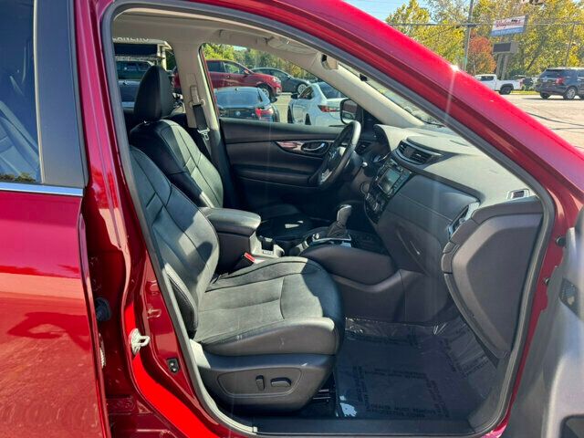 2020 Nissan Rogue LocalTrade/SL-FWD/HeatedLeatherSeats/BlindSpotMonitor/NAV - 22638200 - 19