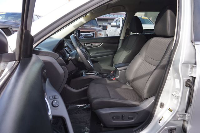 2020 Nissan Rogue SV, PREMIUM WHEELS, CLOTH SEATS, BACKUP CAMERA, BLUETOOTH - 23096700 - 17