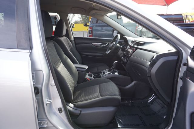 2020 Nissan Rogue SV, PREMIUM WHEELS, CLOTH SEATS, BACKUP CAMERA, BLUETOOTH - 23096700 - 20