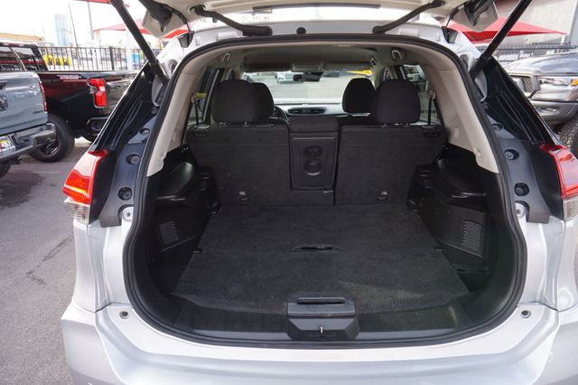 2020 Nissan Rogue SV, PREMIUM WHEELS, CLOTH SEATS, BACKUP CAMERA, BLUETOOTH - 23096700 - 7