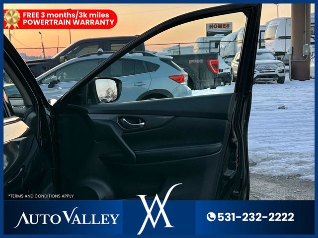 2020 Nissan Rogue SV Sport Utility 4D - 22956869 - 14