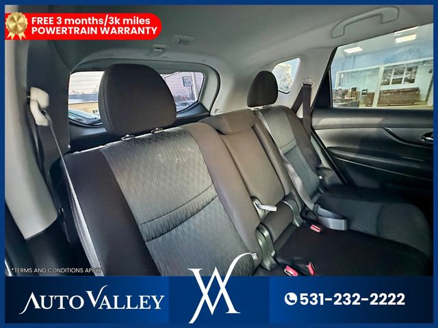 2020 Nissan Rogue SV Sport Utility 4D - 22956869 - 24