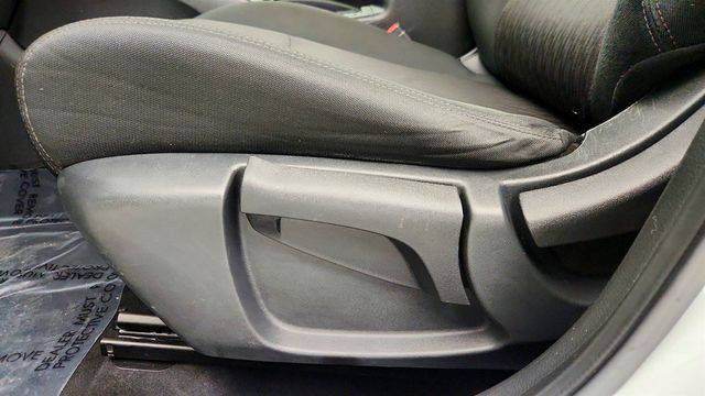 2020 Nissan Rogue S w/ Apple CarPlay, Android Auto & Spacious Cargo - 22996250 - 10