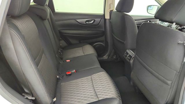 2020 Nissan Rogue S w/ Apple CarPlay, Android Auto & Spacious Cargo - 22996250 - 21